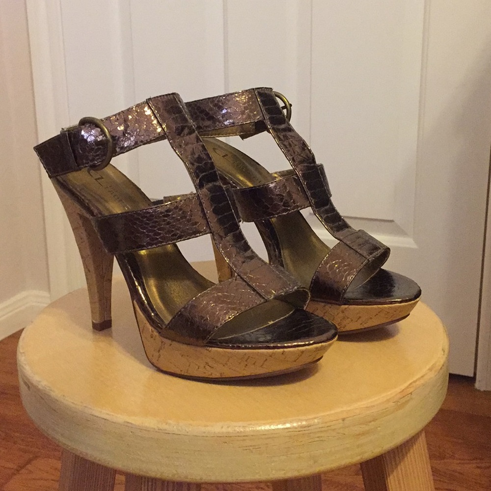 Chinese Laundry heels shoes metallic brown
